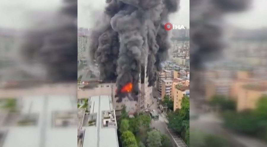 Çin'de alışveriş merkezinde çıkan yangında 6 kişi hayatını kaybetti