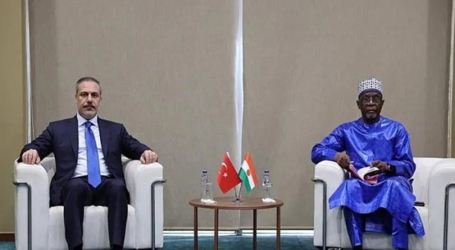 Bakan Fidan, Nijer Devlet Başkanı Tiani ile bir araya geldi