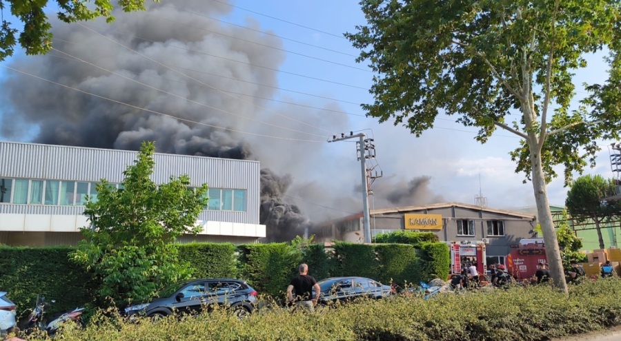 Bursa'da fabrika yangını!