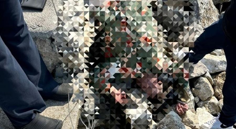 Sahilde yürüyüş yaparken kayalıklara düşen kadın öldü