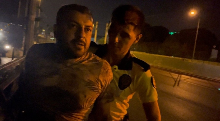 Bursa'da araçla kaçamayan sürücü koşarak kaçmaya çalıştı!