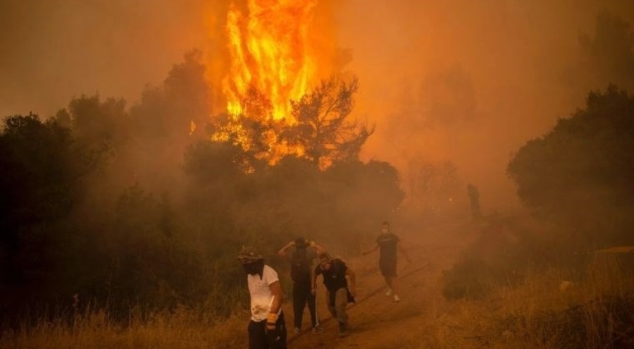 Yunanistan'da dün 68 noktada orman yangını çıktı