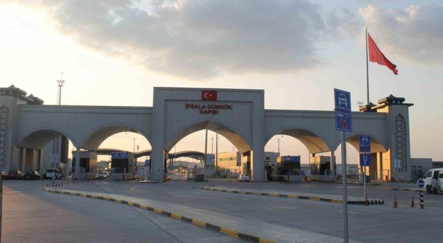 Edirne'de 4 suç makinesi Yunanistan'a kaçamadan yakalandı