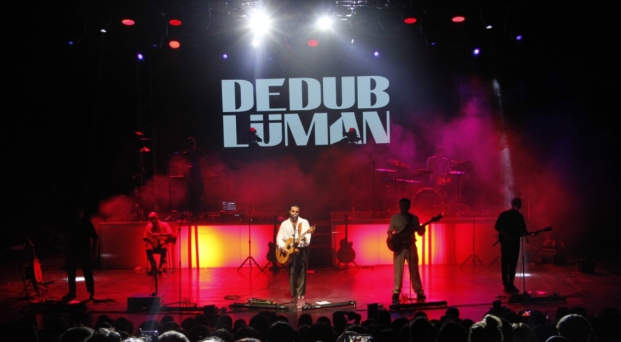 Bursa festivalinde 'Dedublüman' rüzgarı esti
