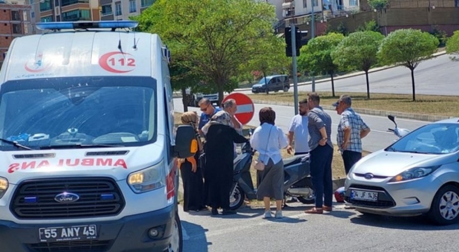 Otomobil ile motosiklet çarpıştı: 1 yaralı