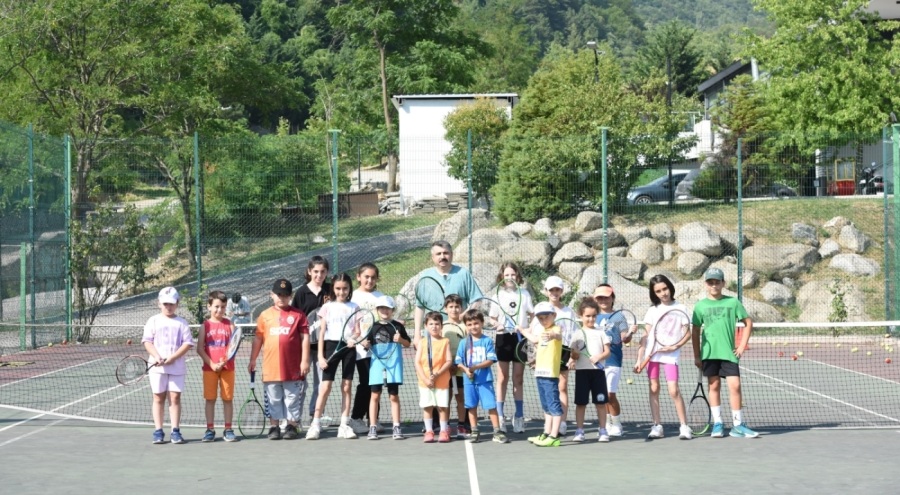 Yıldırım Belediye Başkanı Yılmaz sporcularla buluştu