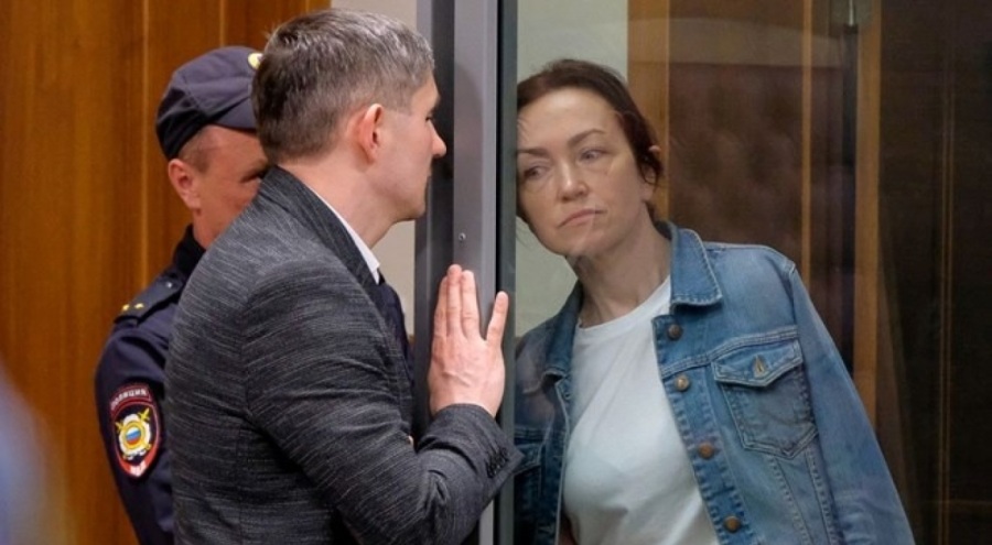 Rusya'da ABD'li gazeteci hapis cezasına çarptırıldı