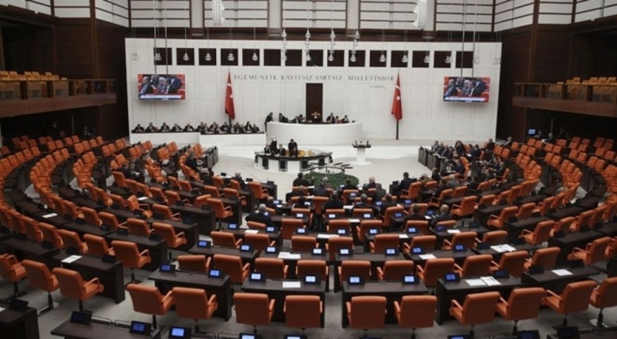 Tartışmalara yol açmıştı! Soyadı düzenlemesi tekliften çıkacak mı?