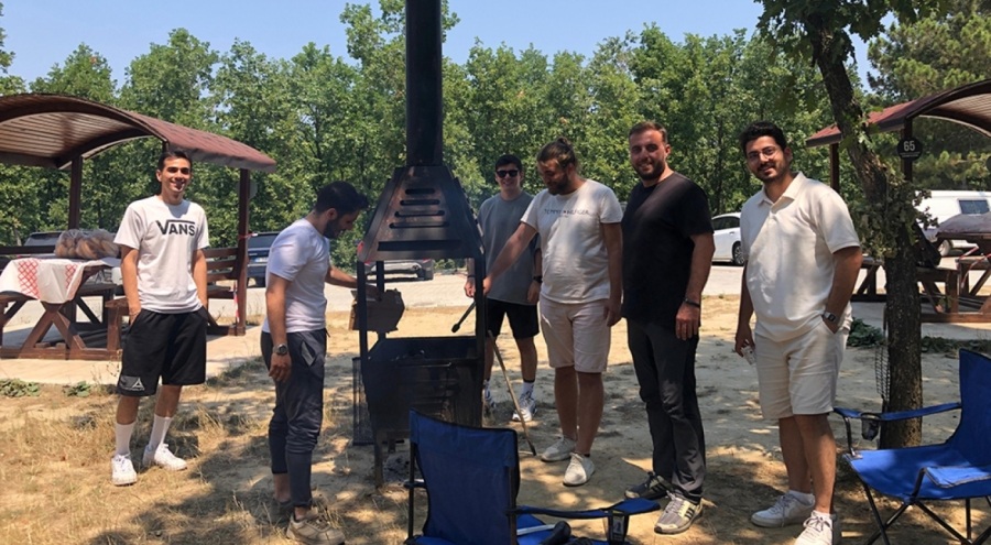 İMO Bursa gençliği piknikte bir araya geldi