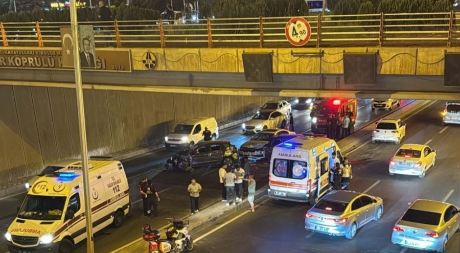 Zincirleme kaza: Çok sayıda kişi yaralandı