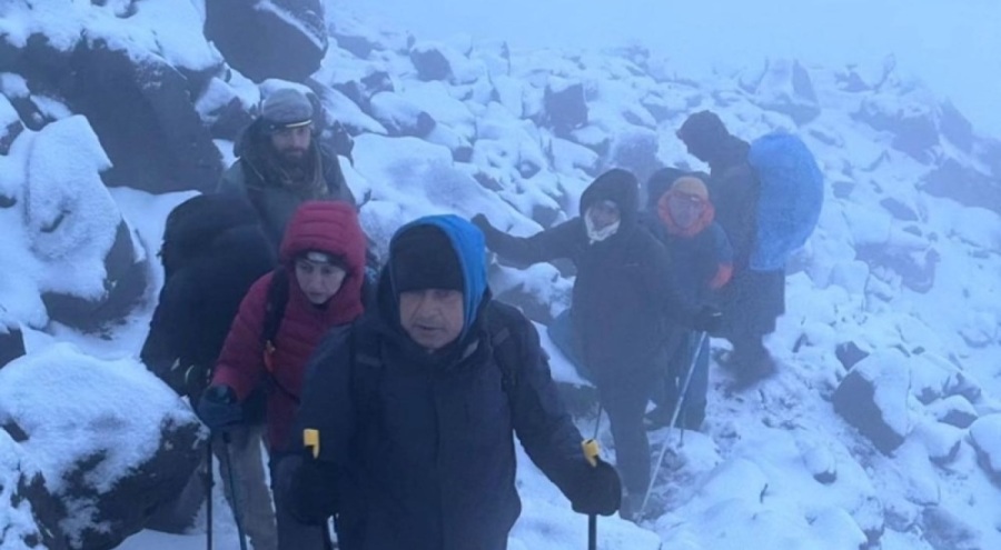 Ağrı Dağı'nda kaybolan iki dağcının cansız bedenine ulaşıldı: Ölüme tırmanış!