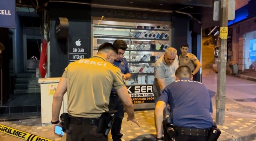 Bursa'da silahlı saldırı! Düşe kalka hedef aldı iş yerine arka arkaya ateş açtı