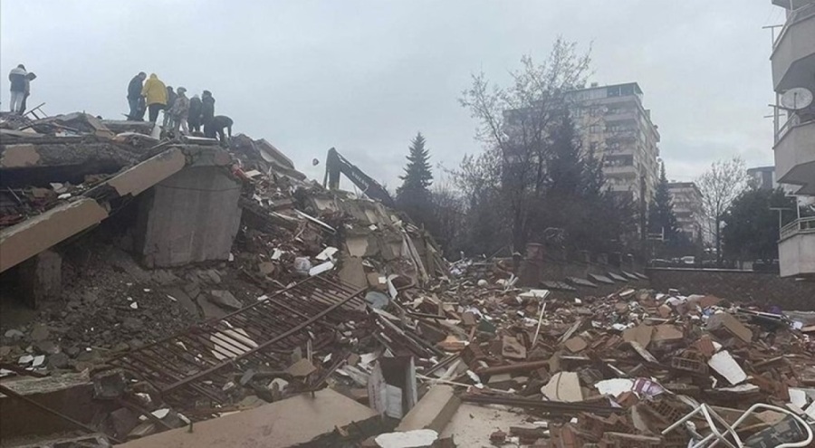 Naci Görür'den "Her an deprem üretebilir" uyarısı!