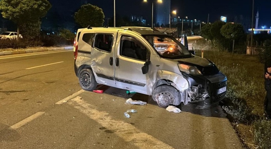 Refüje çarpıp yan yattı