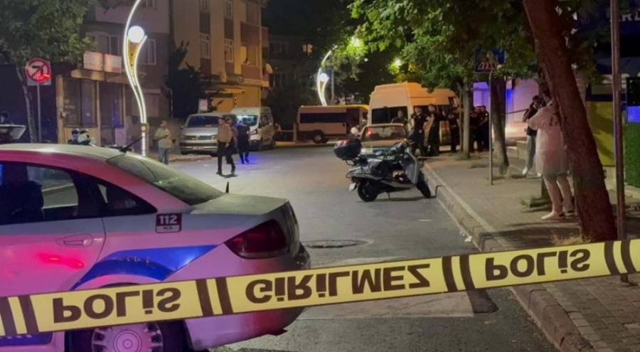 Kavgaya müdahale eden bekçi bıçaklandı