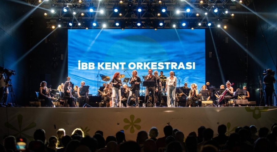 Bursa Festival'inde 90'lar gecesi rüzgarı