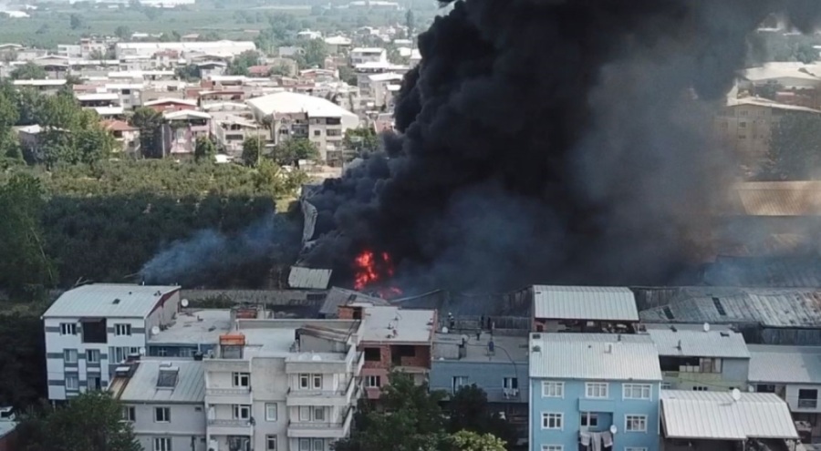 5 fabrika ile 1 depo yanmıştı... Bursa'daki yangında 'Afrika sıcakları' etkisi