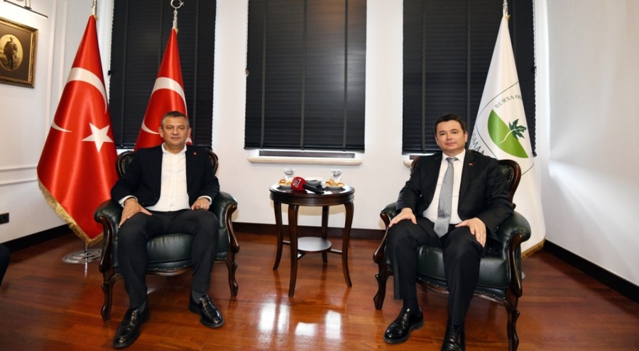 CHP Genel Başkanı Özgür Özel Bursa'da: "Erkan Başkanımız seçimdeki başarısını hizmetleri ile sürdürüyor"