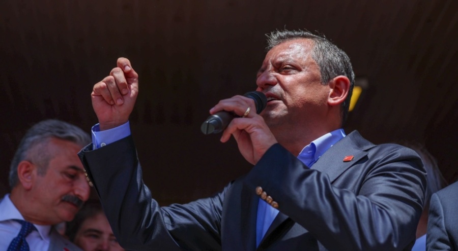 CHP Lideri Özgür Özel Harmancık'ta: Artık dağ birinin oy deposu olmaktan çıktı