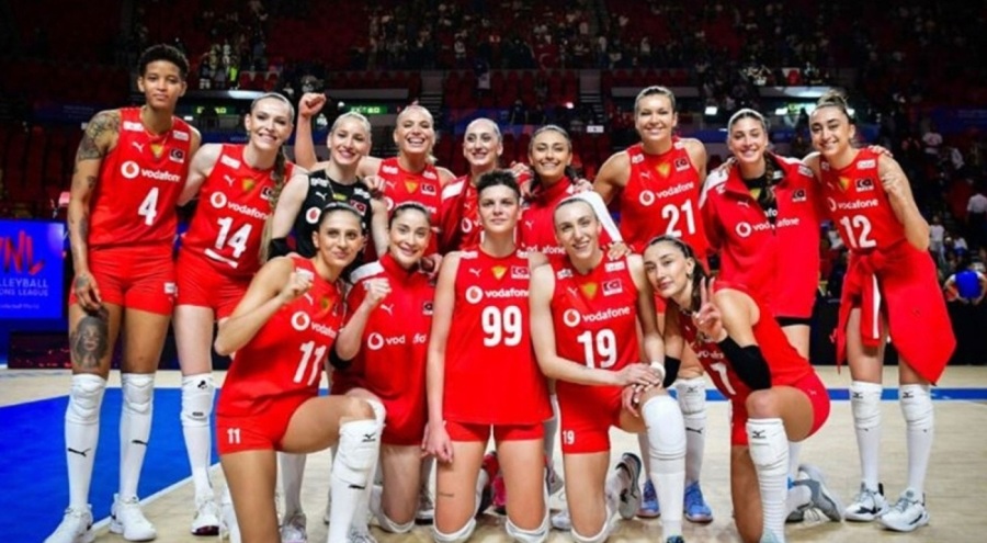 Filenin Sultanları, Paris 2024'te "ilk servisi"ni yarın kullanacak