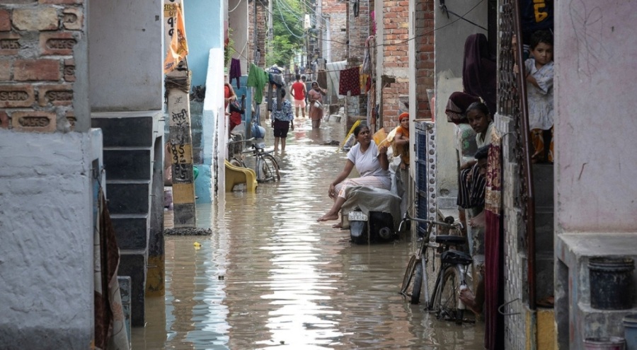 Hindistan'da şiddetli yağışlarda 56 kişi hayatını kaybetti