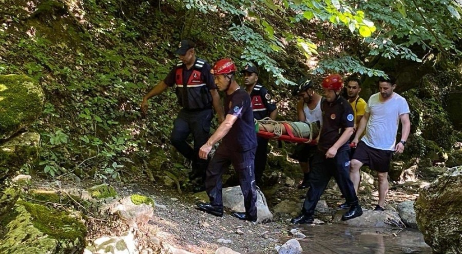 Bursa'da bir kadın selfie çekerken kayalıklardan düştü