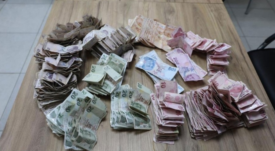 Dilencinin bir günlük kazancı dudak uçuklattı!