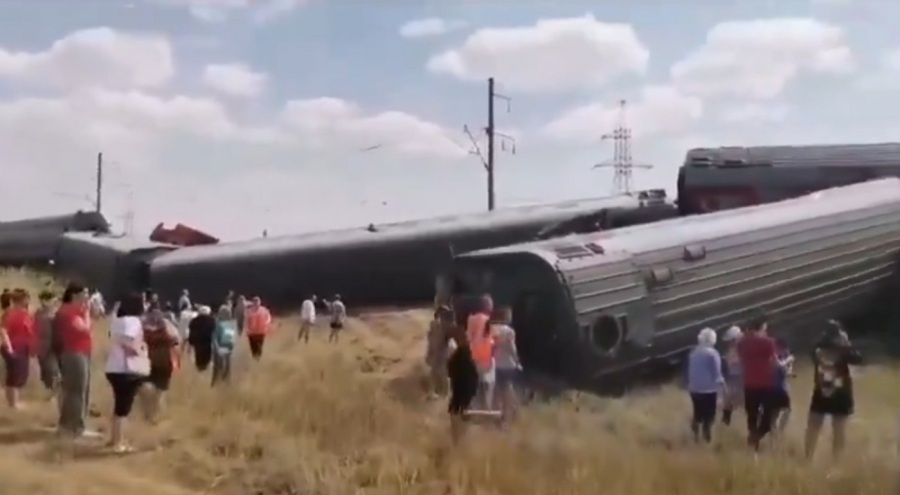 Rusya'da tren kazası: Çok sayıda yaralı var