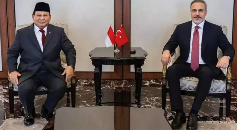 Hakan Fidan, Endonezya Cumhurbaşkanı Subianto ile bir araya geldi