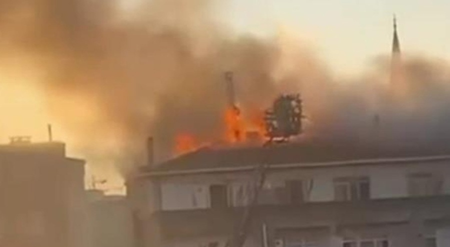 4 katlı binada korkutan yangın!