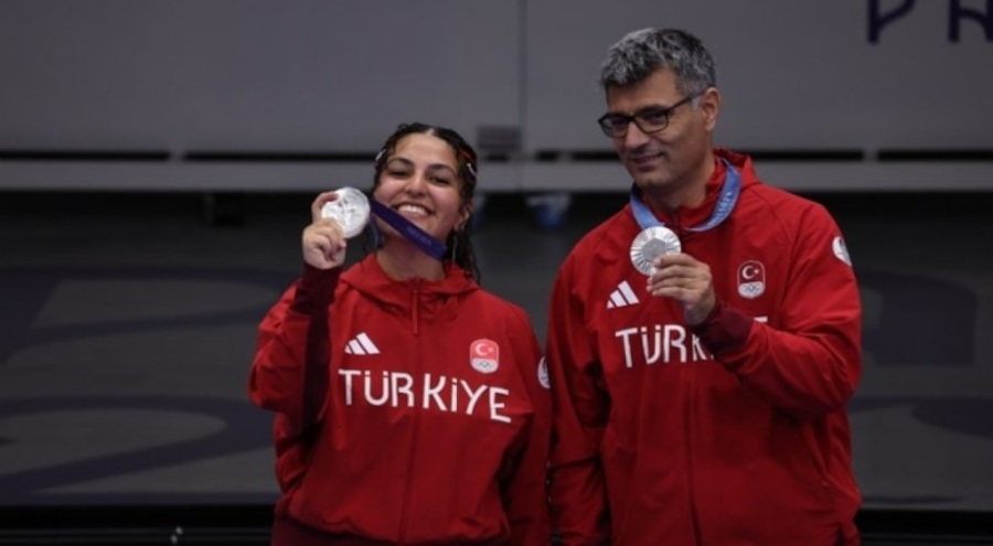 Paris 2024'te bir ilk: Millilerimiz atıcılıkta gümüş madalya kazandı!