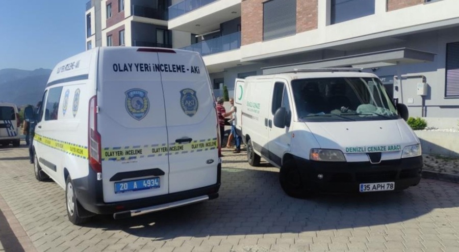 2. katın balkonundan düşen kadın yaşamını yitirdi