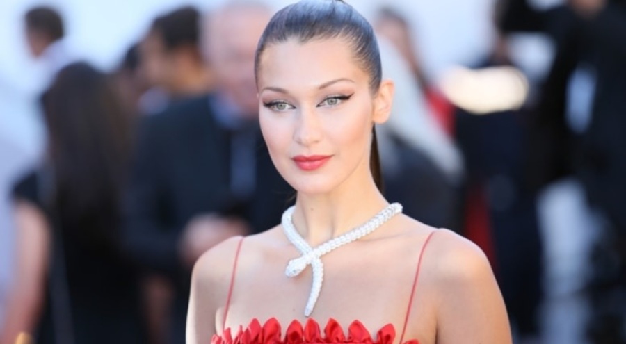Bella Hadid'den açıklama