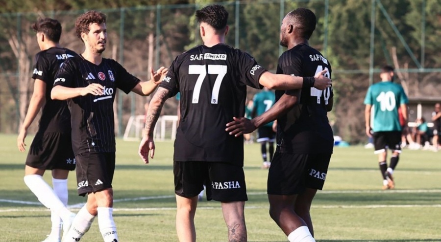 Beşiktaş hazırlık maçında Sakaryaspor'u mağlup etti