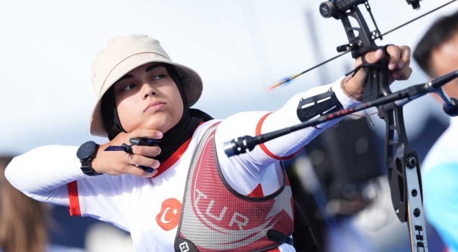 Milli okçu Elif Berra Gökkır'ın karşılaşması ertelendi