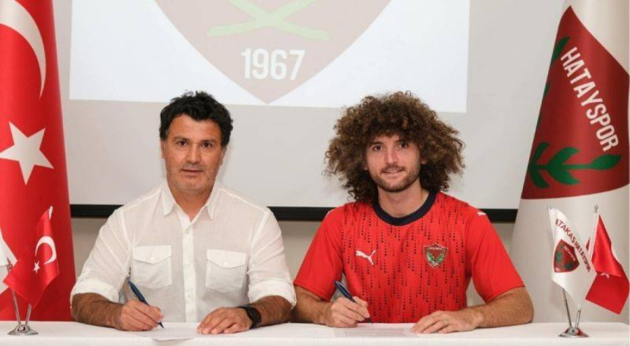 Hatayspor, savunma oyuncusu Burak Yılmaz ile sözleşme yeniledi