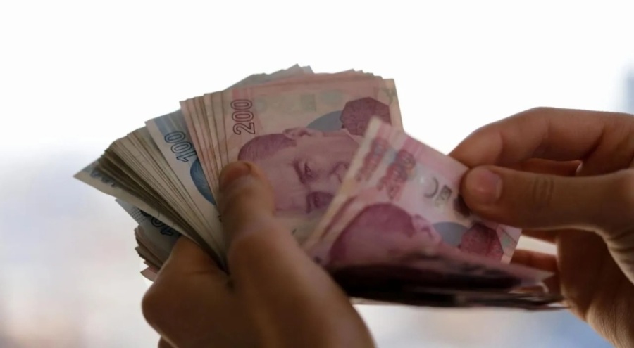 Yeni vergi kararı! Bankada hesabı olanlar dikkat