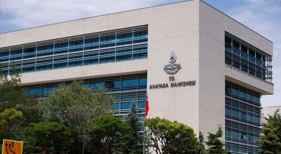 AYM, İletişim Başkanlığı'na verilen yetkiyi iptal etti