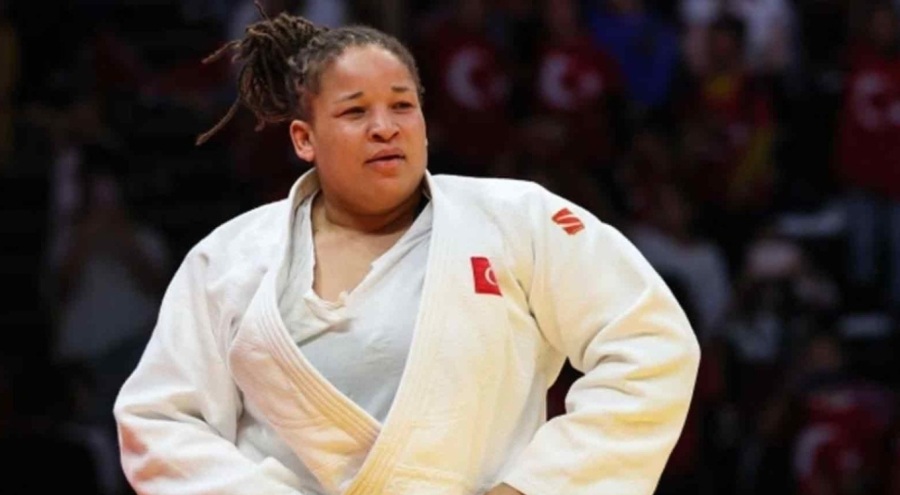 Milli judocu Kayra Özdemir, yarı finalde!