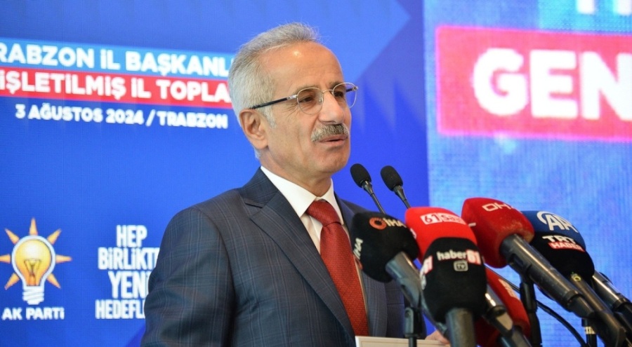 Bakan Uraloğlu: Biz kimsenin tehditlerine boyun eğmeyiz