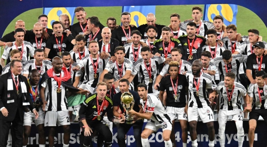 Beşiktaş kupasına kavuştu