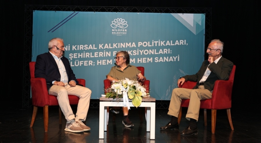 Nilüfer Belediyesi, Murat Karayalçın'ın katılımıyla kırsal kalkınma ve kentsel dönüşüm konulu söyleşiler düzenlendi