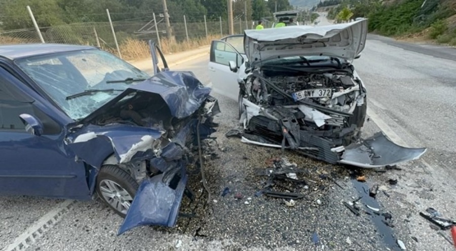 Bilecik'teki trafik kazasında 1 kişi öldü, 2 kişi yaralandı