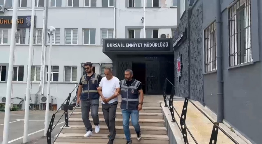 Bursa'da hapis cezası bulunan şahıs sahte kimlikle yakalandı