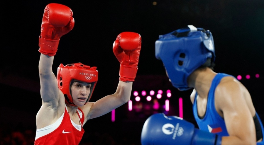 Milli boksör Buse Naz Çakıroğlu finalde!