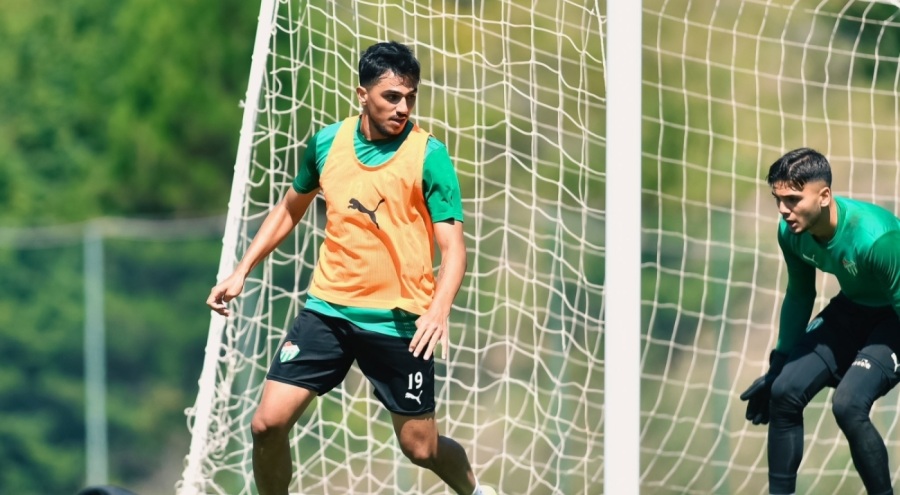Bursaspor Bolu kampında dar alan oyunlarıyla çalıştı