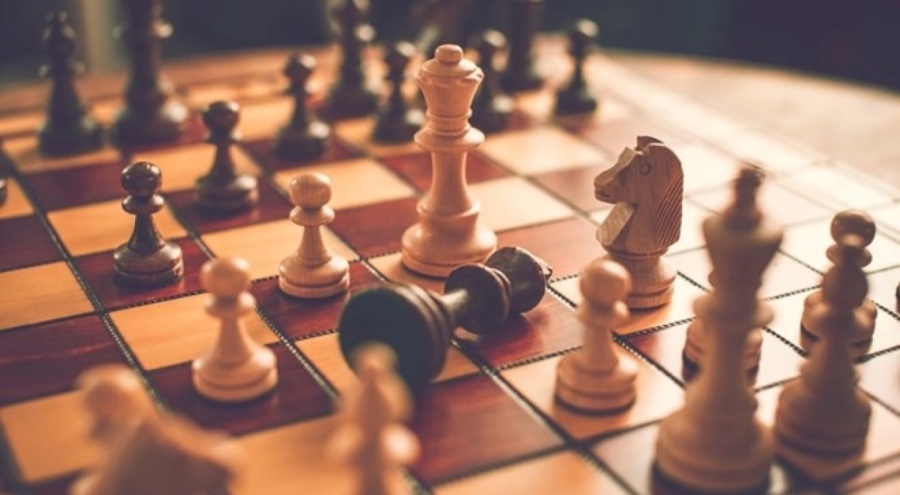 Rakibini zehirlemeye çalışan satranççıya ceza