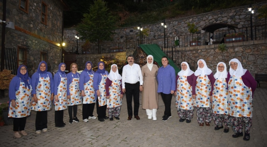 Yıldırım Belediye Başkanı Oktay Yılmaz'dan kadınlara destek