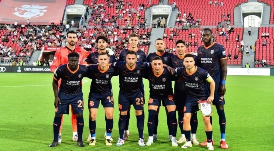 Başakşehir, İstanbul'a avantajlı dönüyor!