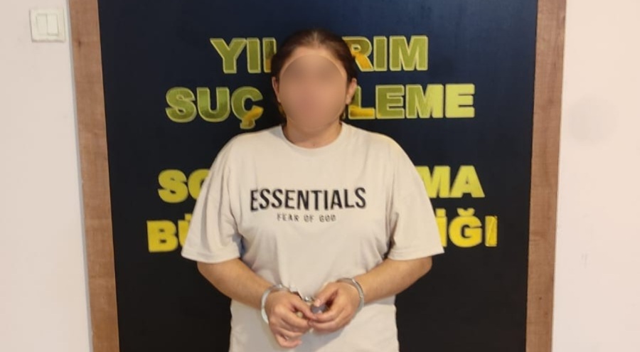 Bursa'da kadın hırsız kıskıvrak yakalandı